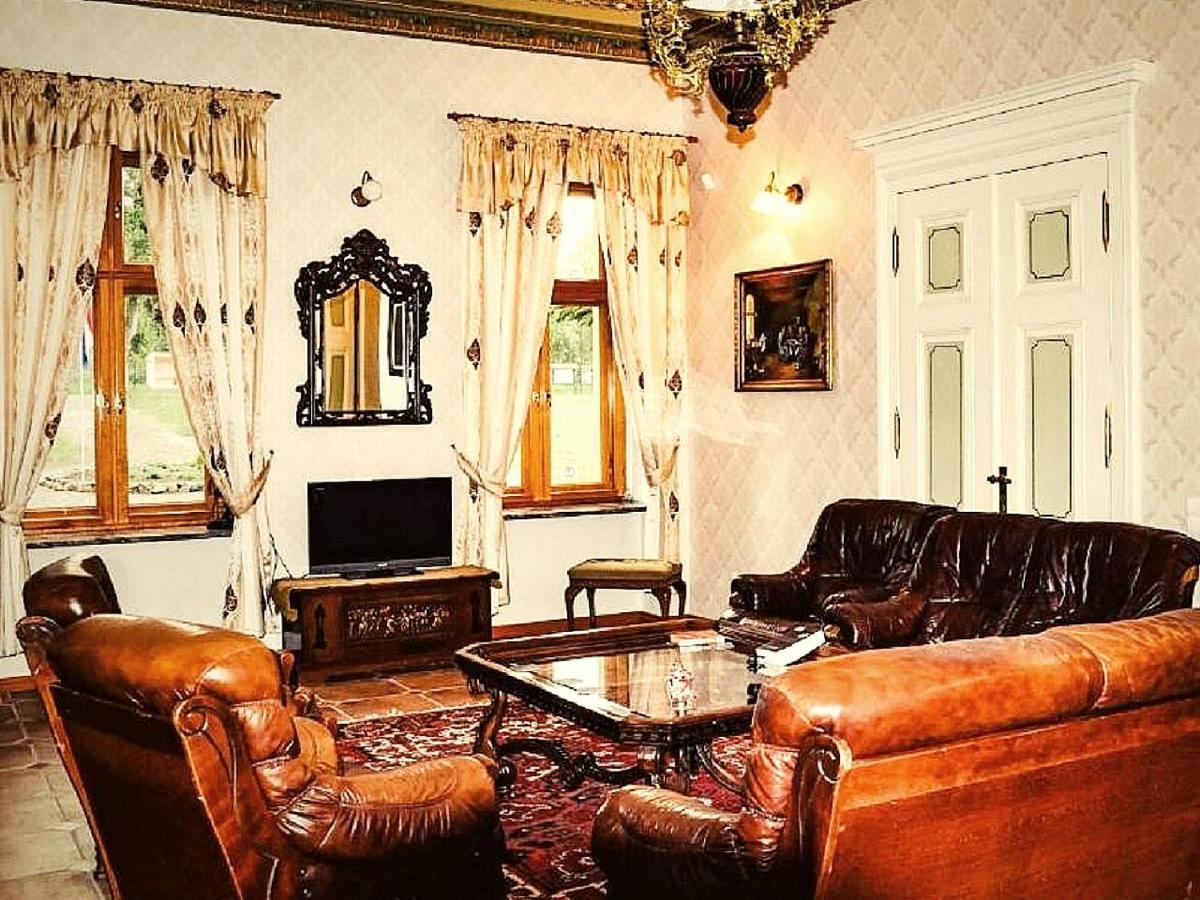 Palac Kursko Экстерьер фото